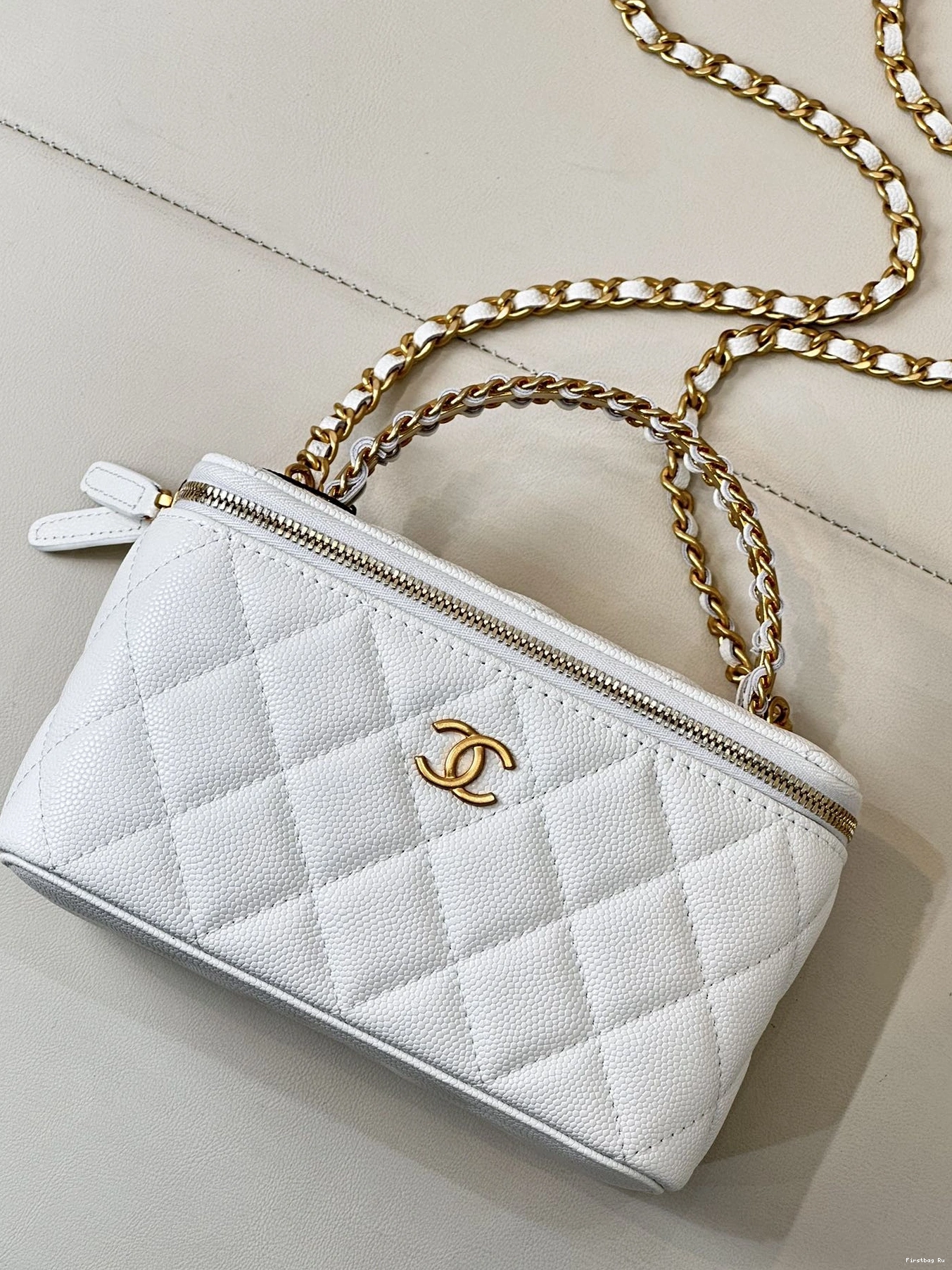 WITH CHANEL VANITY SMALL CHAIN-16x9.5x8cm CHANELASSIC 0715